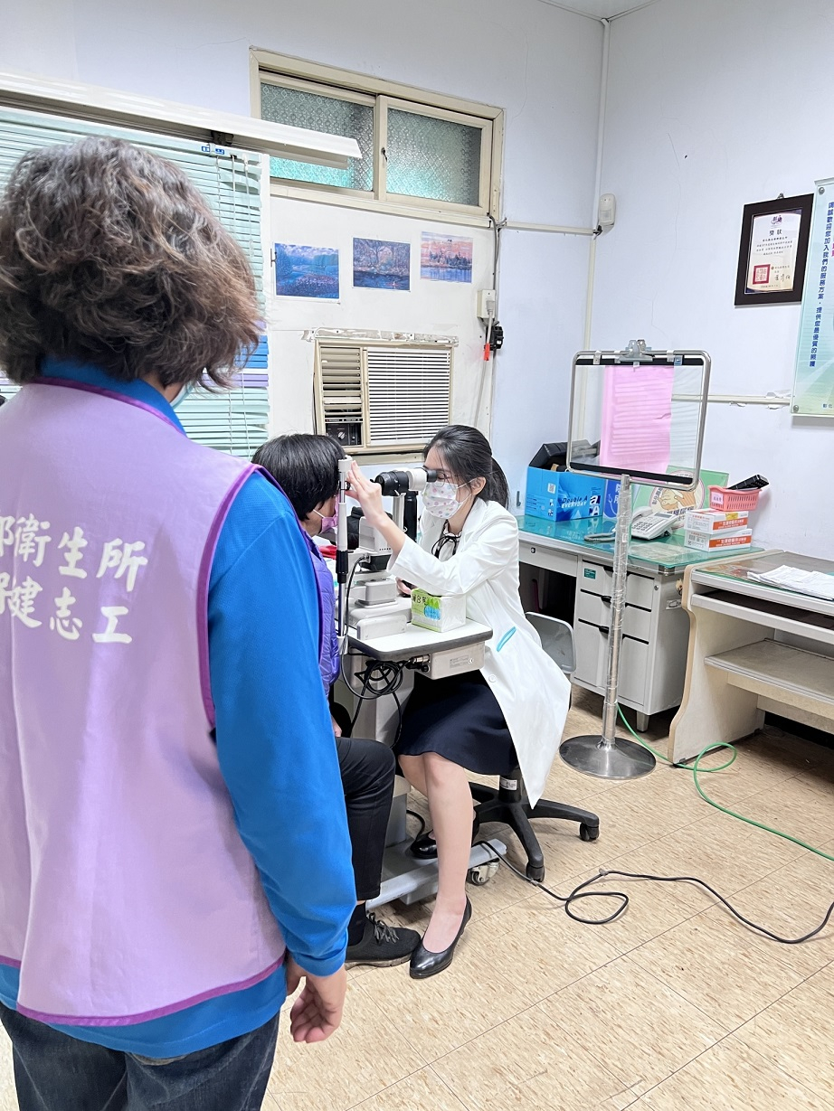 112年3月13日志工協助麗睛活動照片6