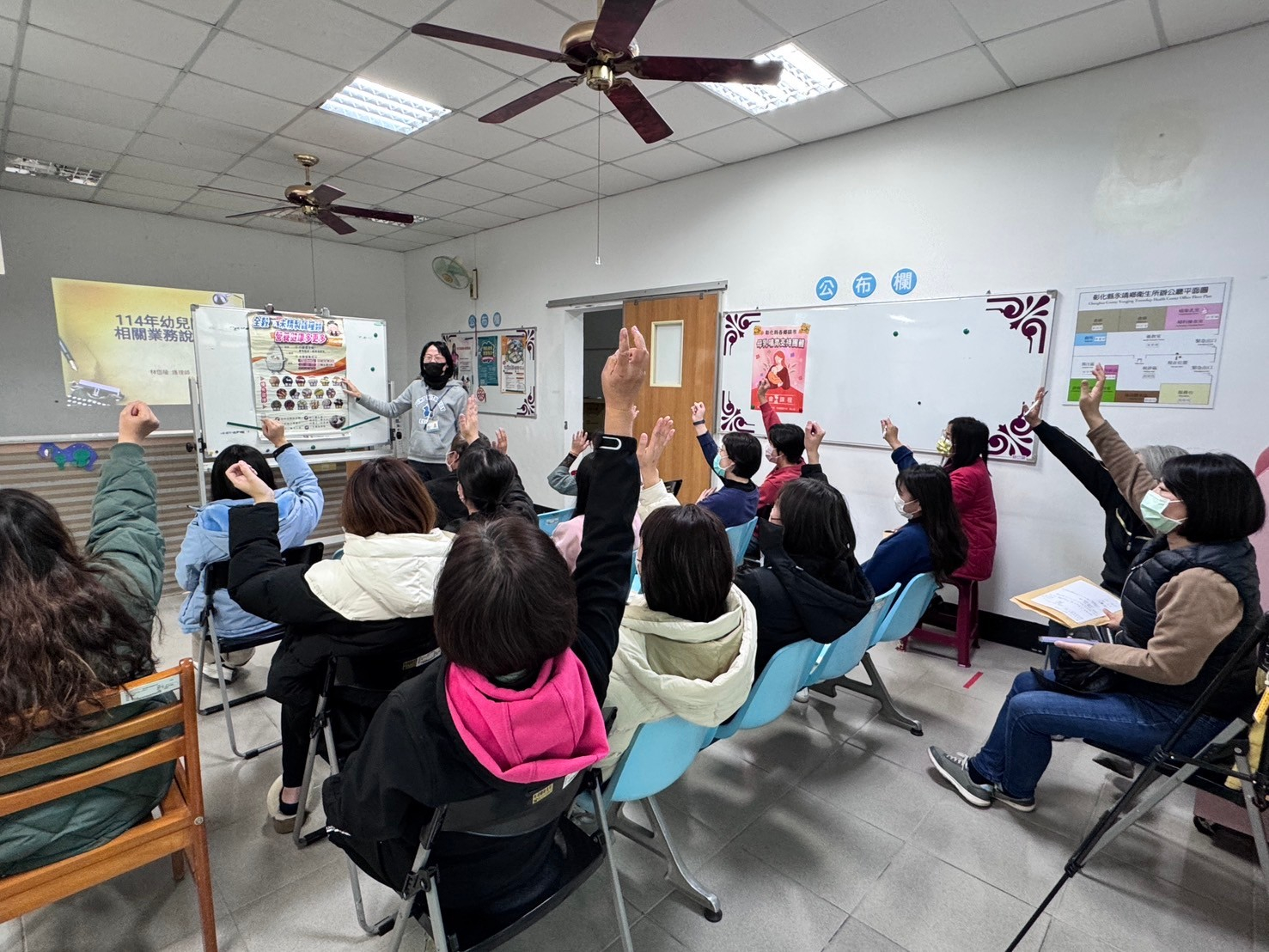 114年2月26日校園防疫會議照片5